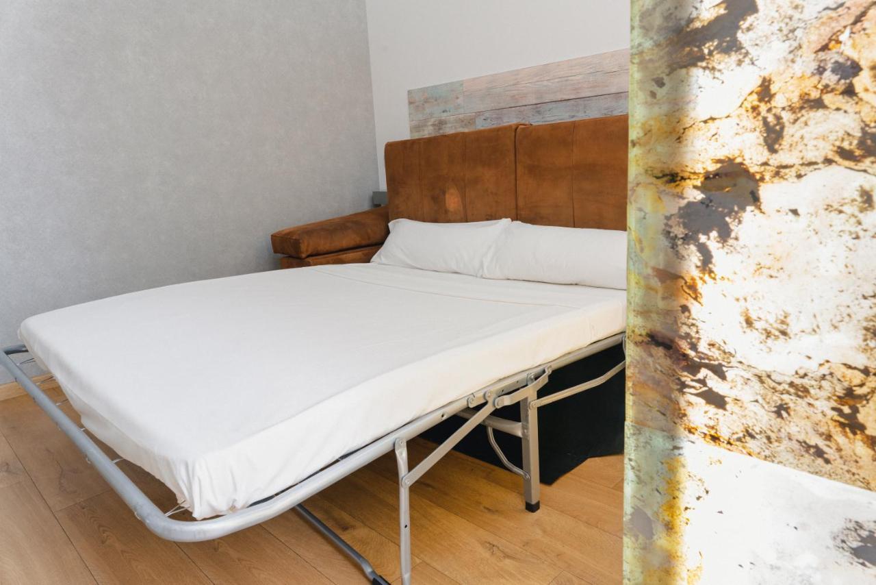 Cosmopolitan Boutique Rambla Hotel Барселона Екстериор снимка