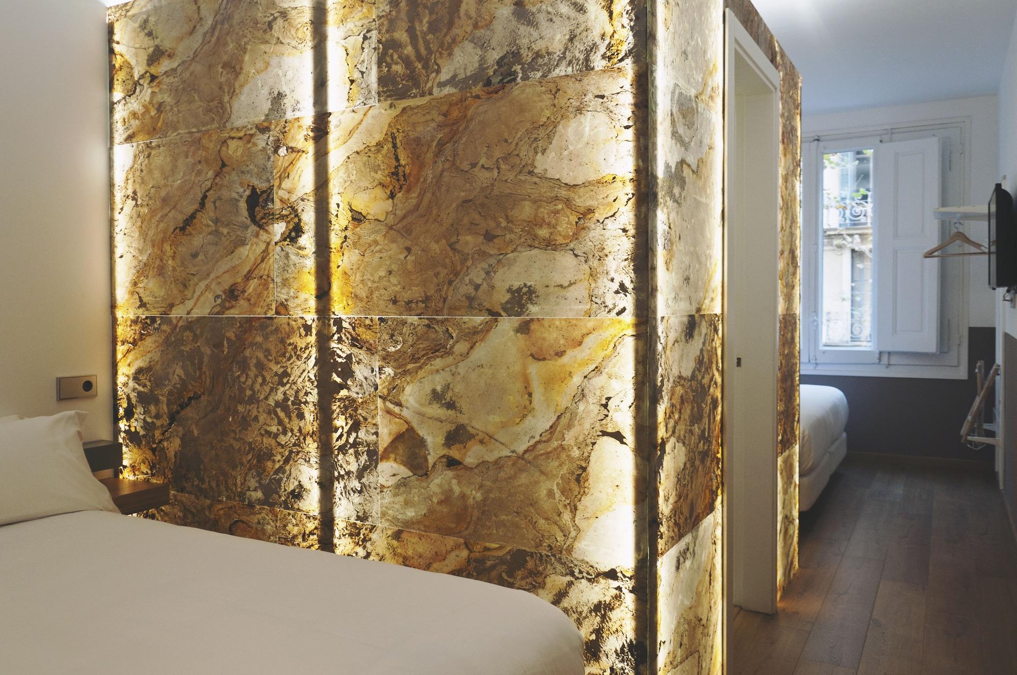 Cosmopolitan Boutique Rambla Hotel Барселона Екстериор снимка